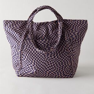 BAGGU cloud travel tote, pale blue/trippy check